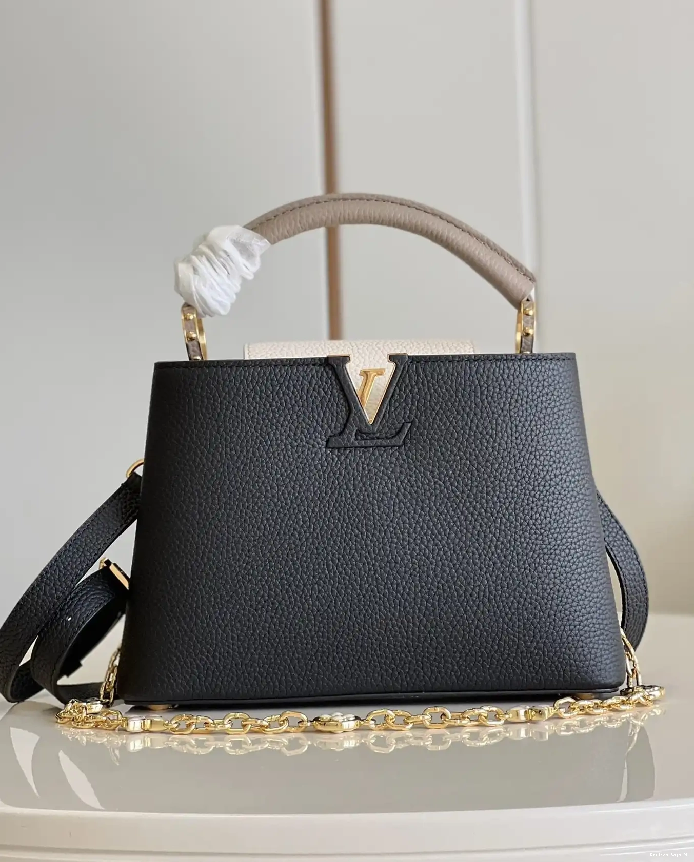 VUITTON BB LOUIS CAPUCINES 0527